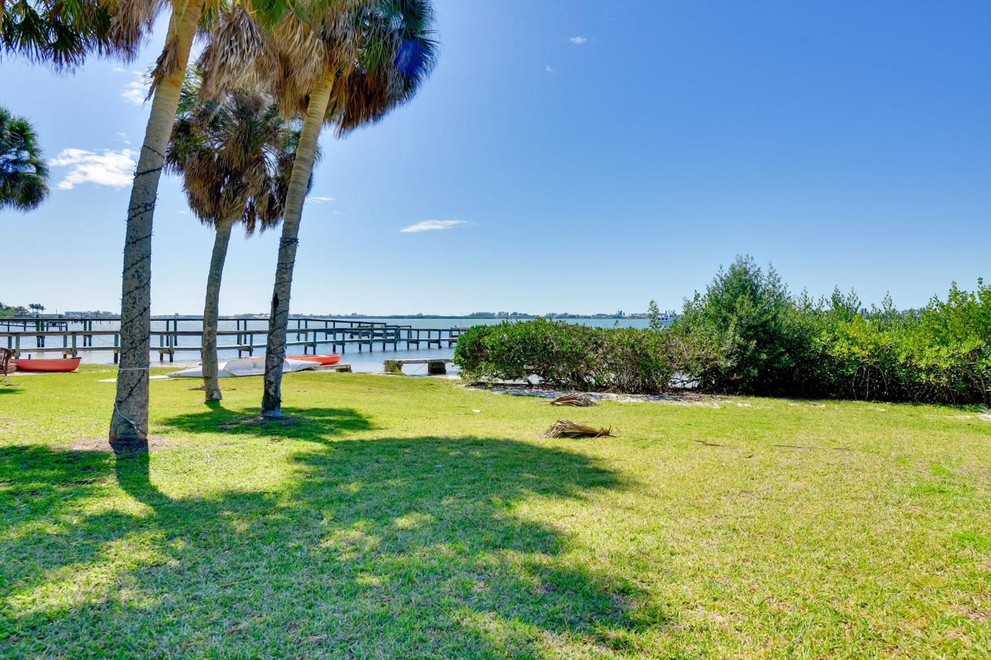 Coastal Oasis With Shared Pool, 2 Mi To Beach! イングルウッド エクステリア 写真
